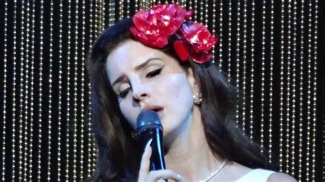 lana del rey louis vuitton